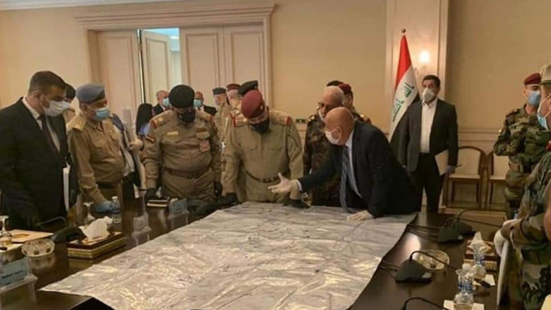 Ministry of Peshmerga Secretary-General Lieutenant Colonel Jabar Yawar meeting with Iraqi Army commanders. (Photo: Kurdistan Region Peshmerga Ministry)